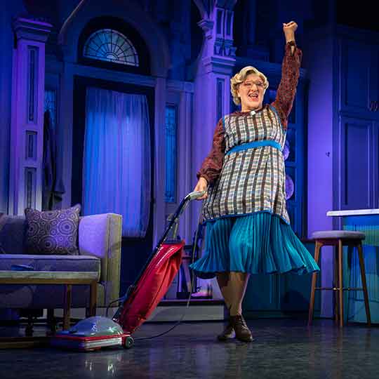Craig Allen Smith (Euphegenia Doubtfire) in MRS. DOUBTFIRE. Photo by Joan Marcus.